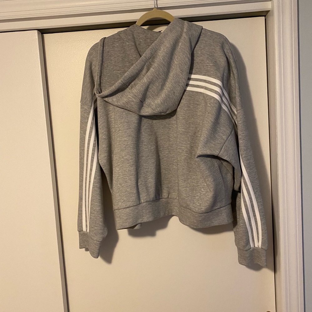 Women’s Adidas Sweatsuit, size L